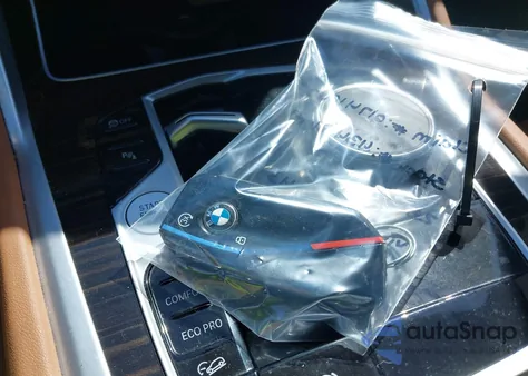 2025 BMW X6 xDrive40I из США, поврежденный, VIN 5UX33EX05S9V60343